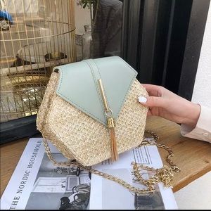 New woven tassel flap crossbody bag